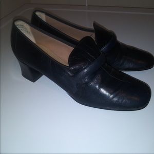 SOLD Vintage 70’s Life Stride classic